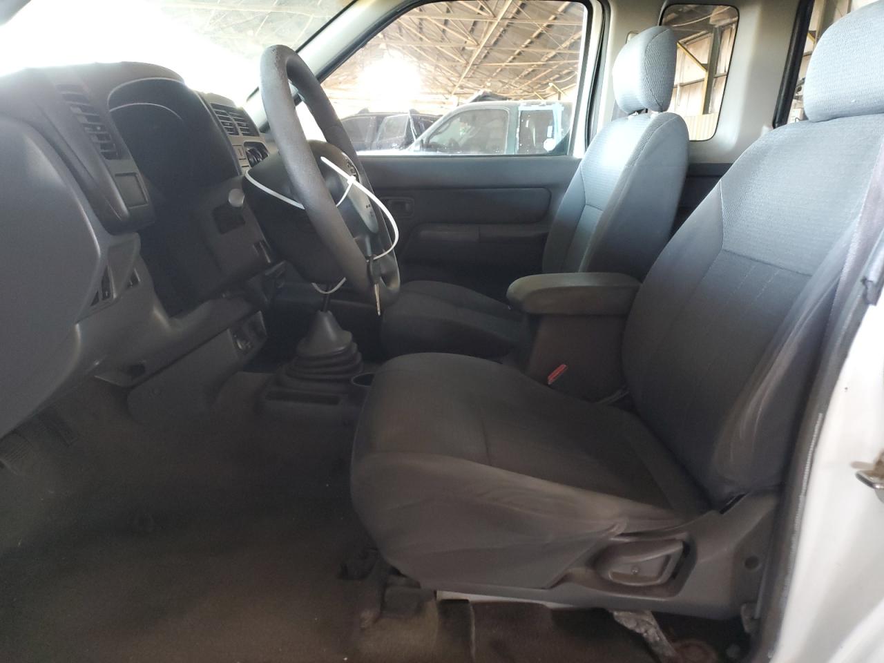 2001 Nissan Navara (Frontier) - Image 7