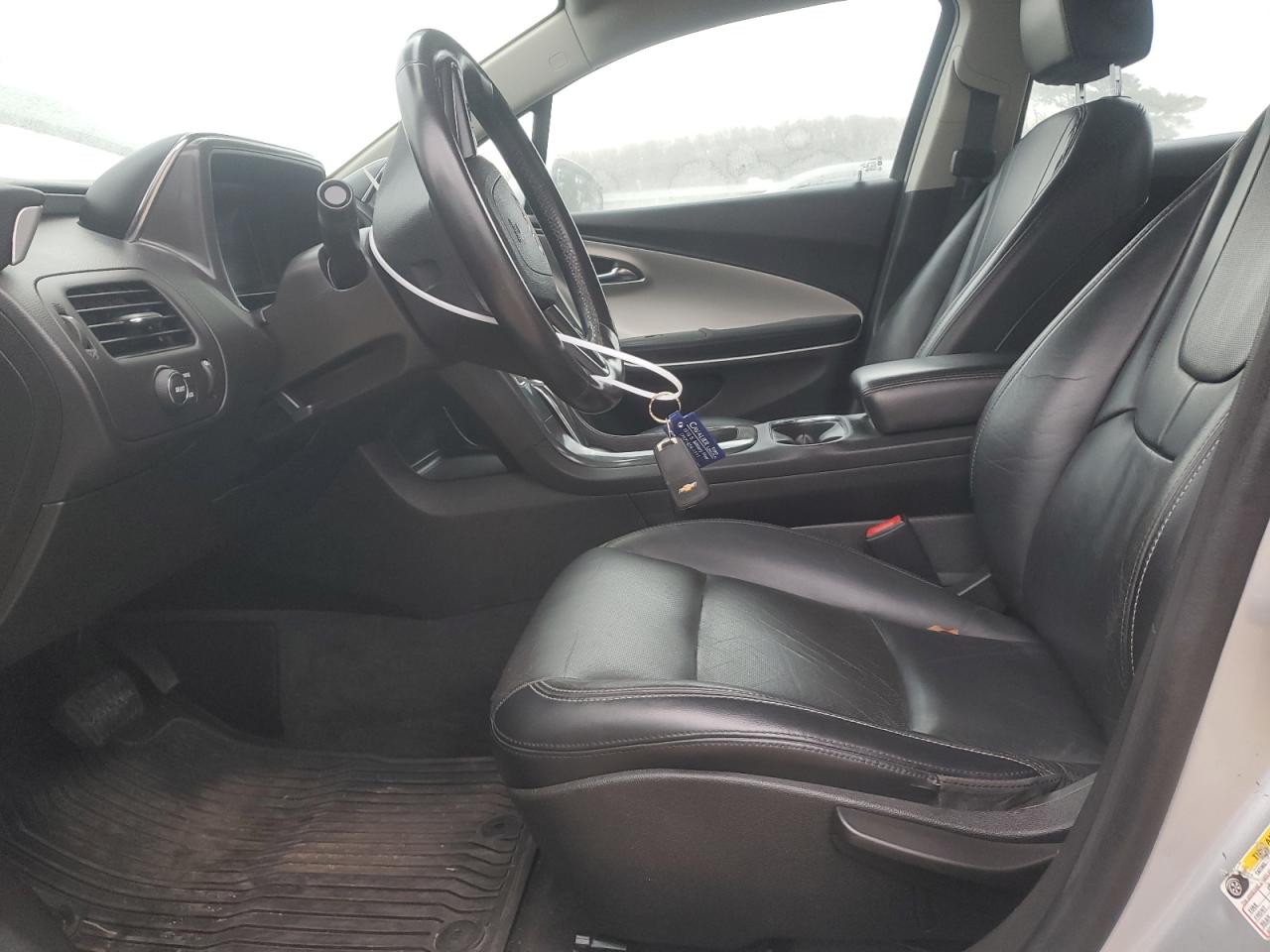 2012 Chevrolet Volt - Image 7