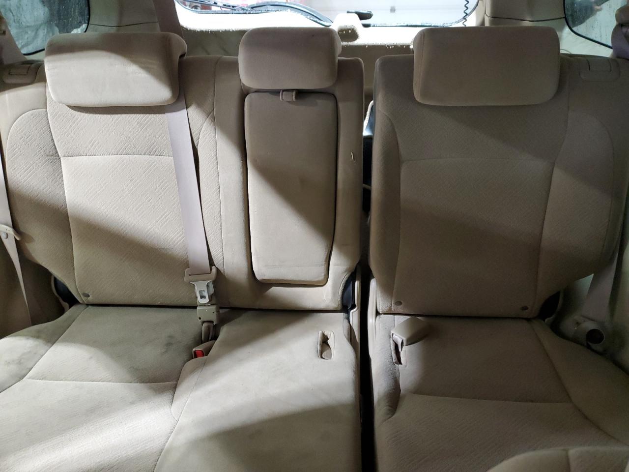 2006 Honda CR-V - Image 10