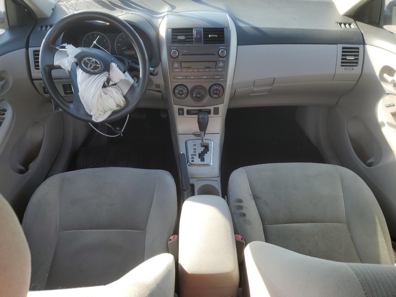 2011 Toyota Corolla - Image 8