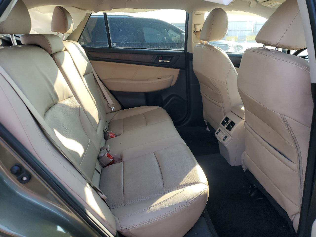 2019 Subaru Outback - Image 11