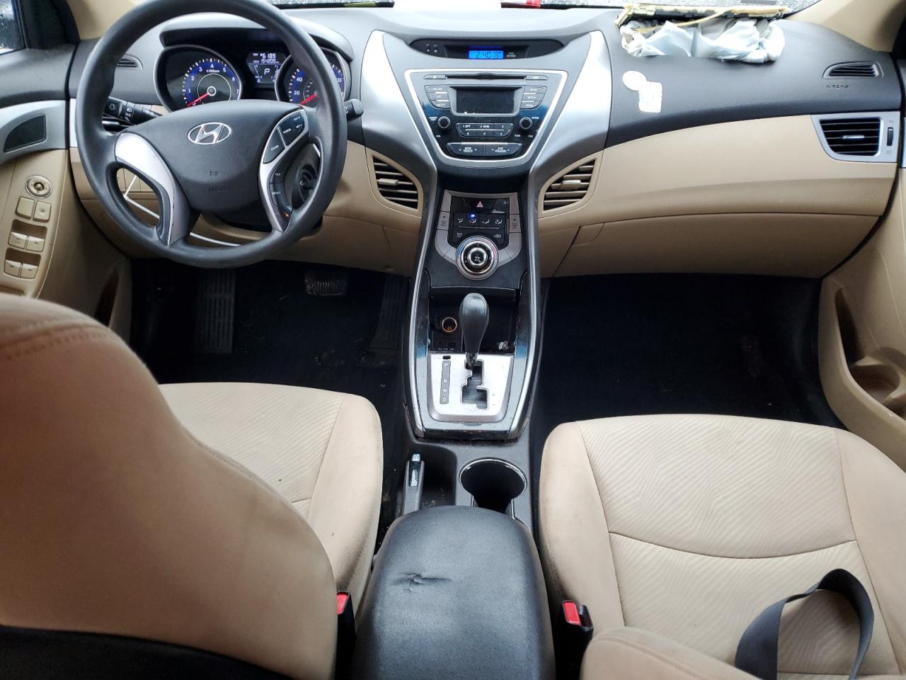 2013 Hyundai Elantra - Image 8