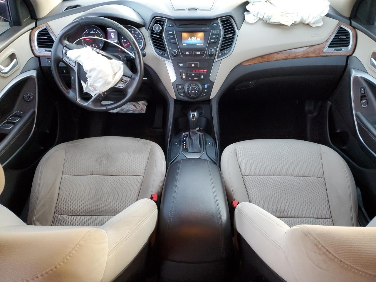 2014 Hyundai Santa Fe - Image 8