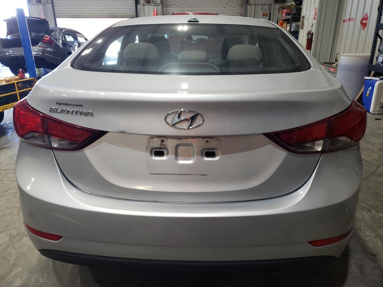 2016 Hyundai Elantra - Image 6