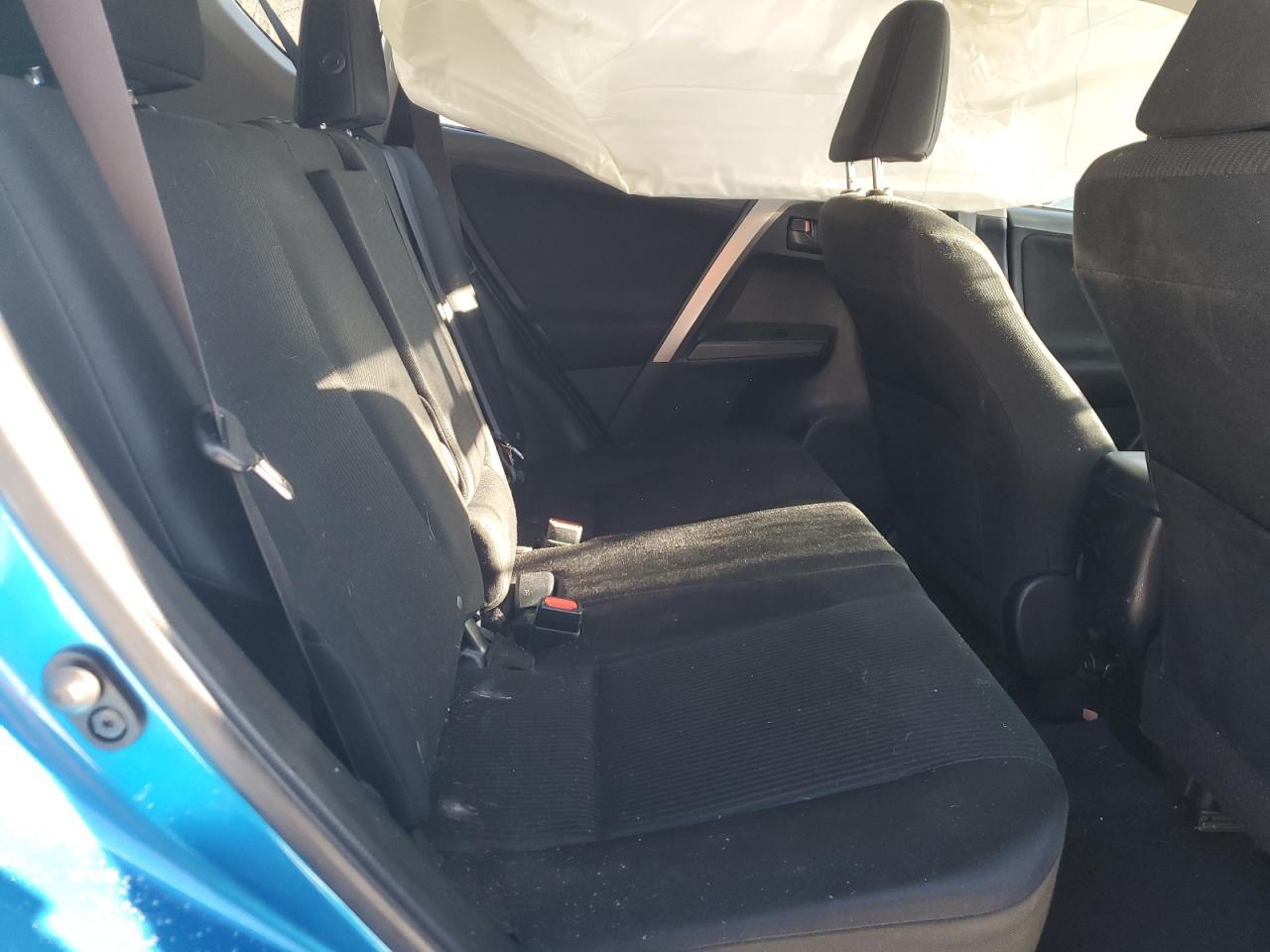 2016 Toyota RAV 4 - Image 11