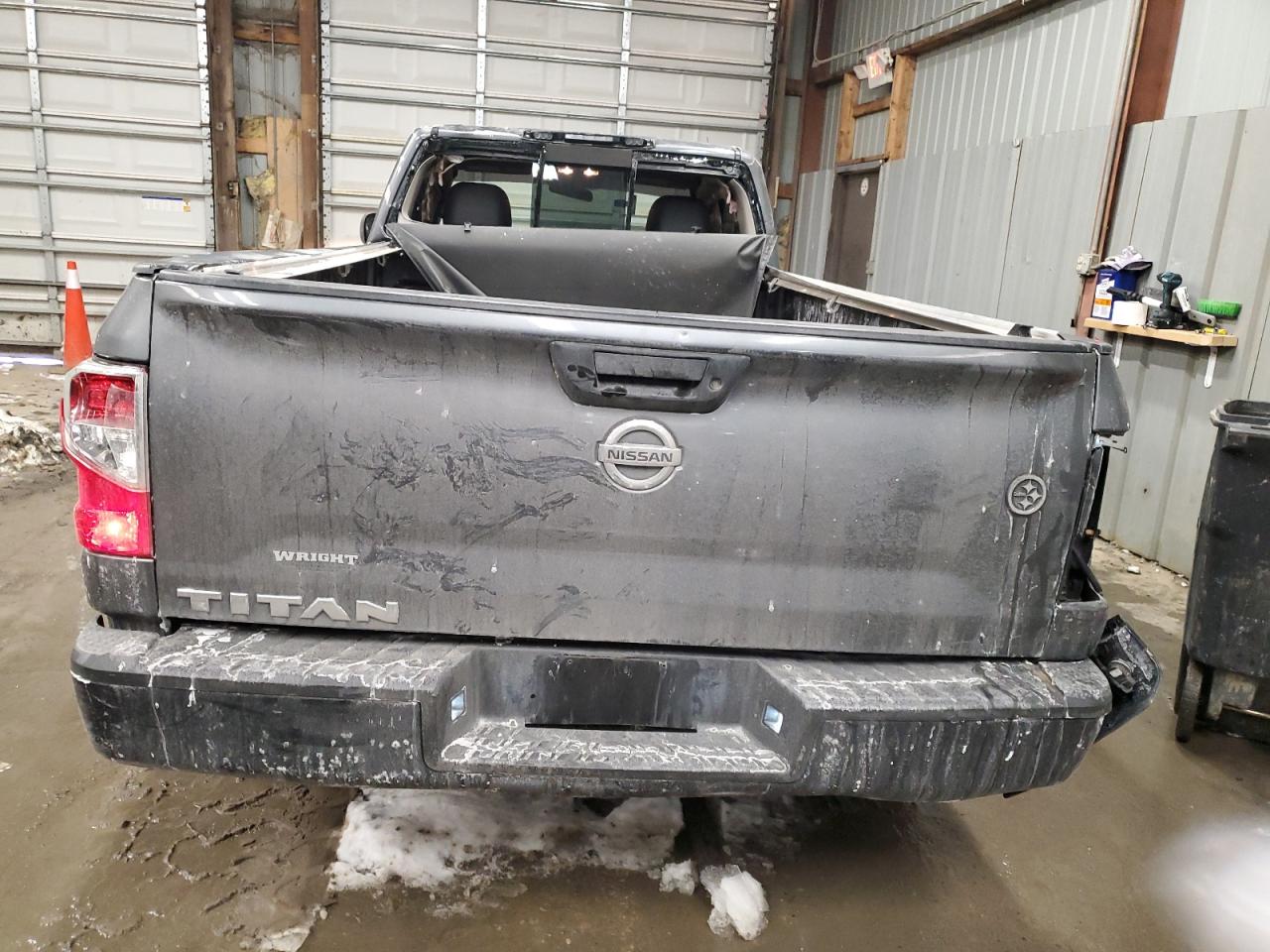 2017 Nissan Titan - Image 6