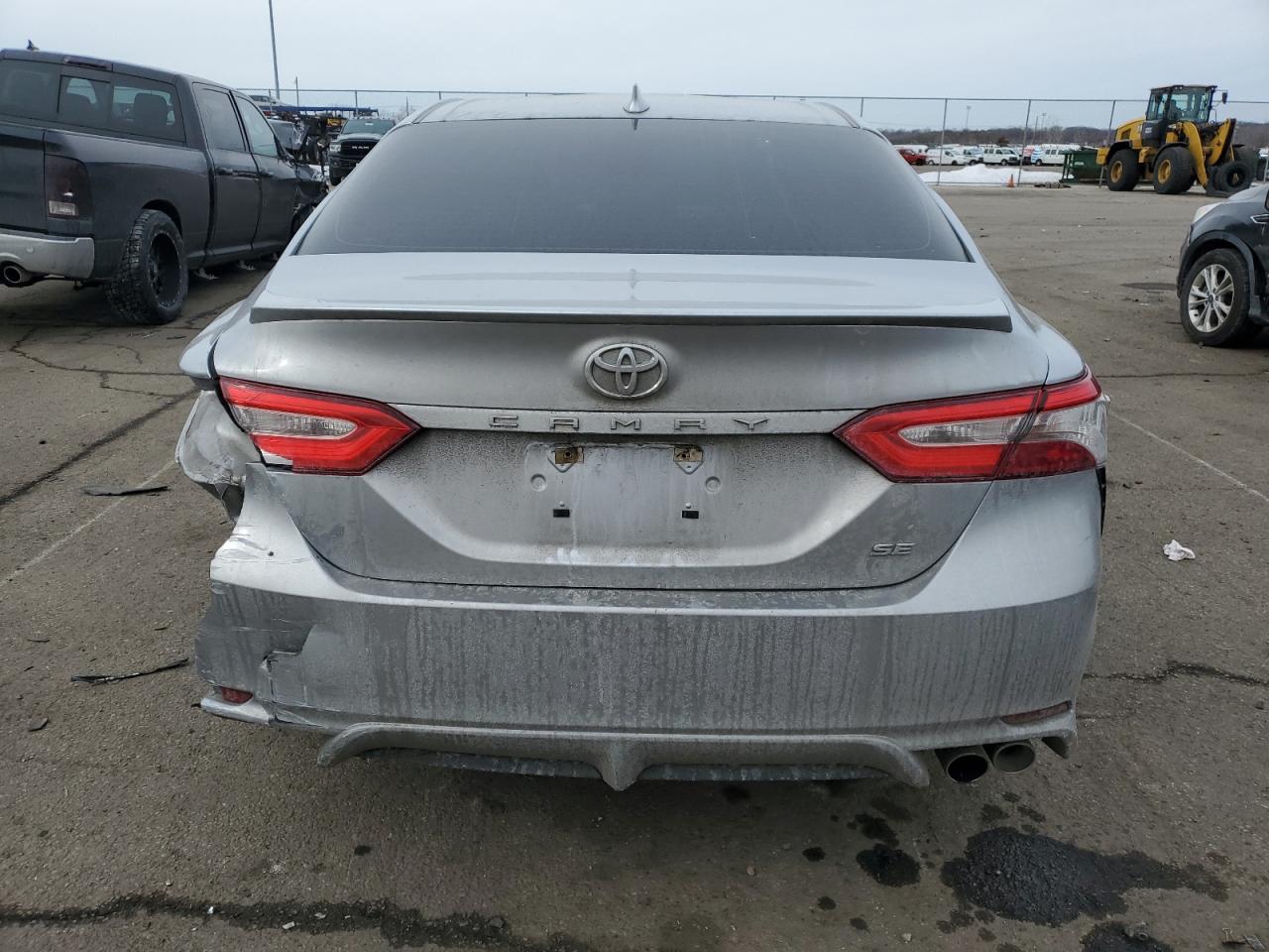 4T1B11HK5KU768405 TOYOTA CAMRY 2019