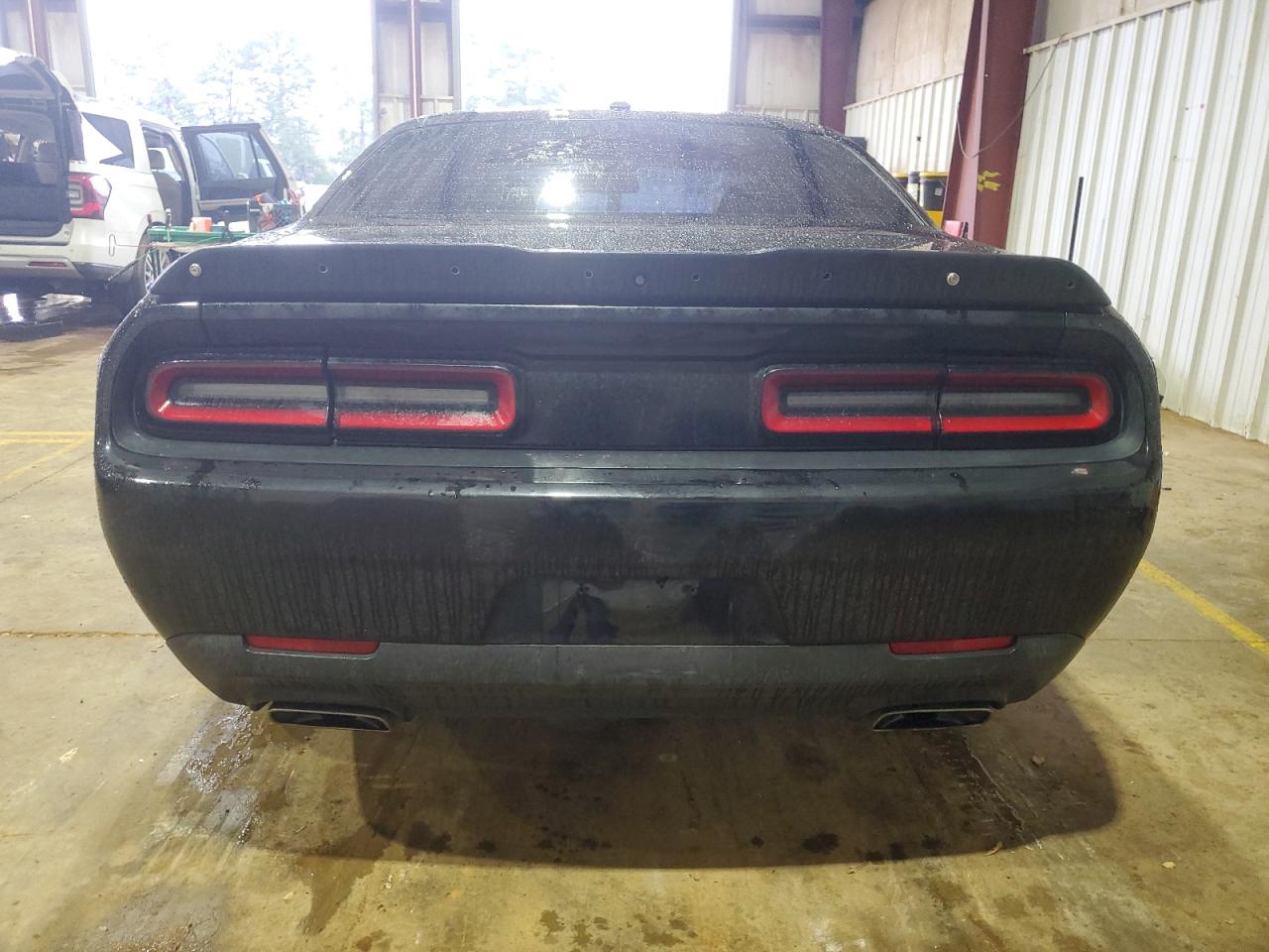 2018 Dodge Challenger - Image 6