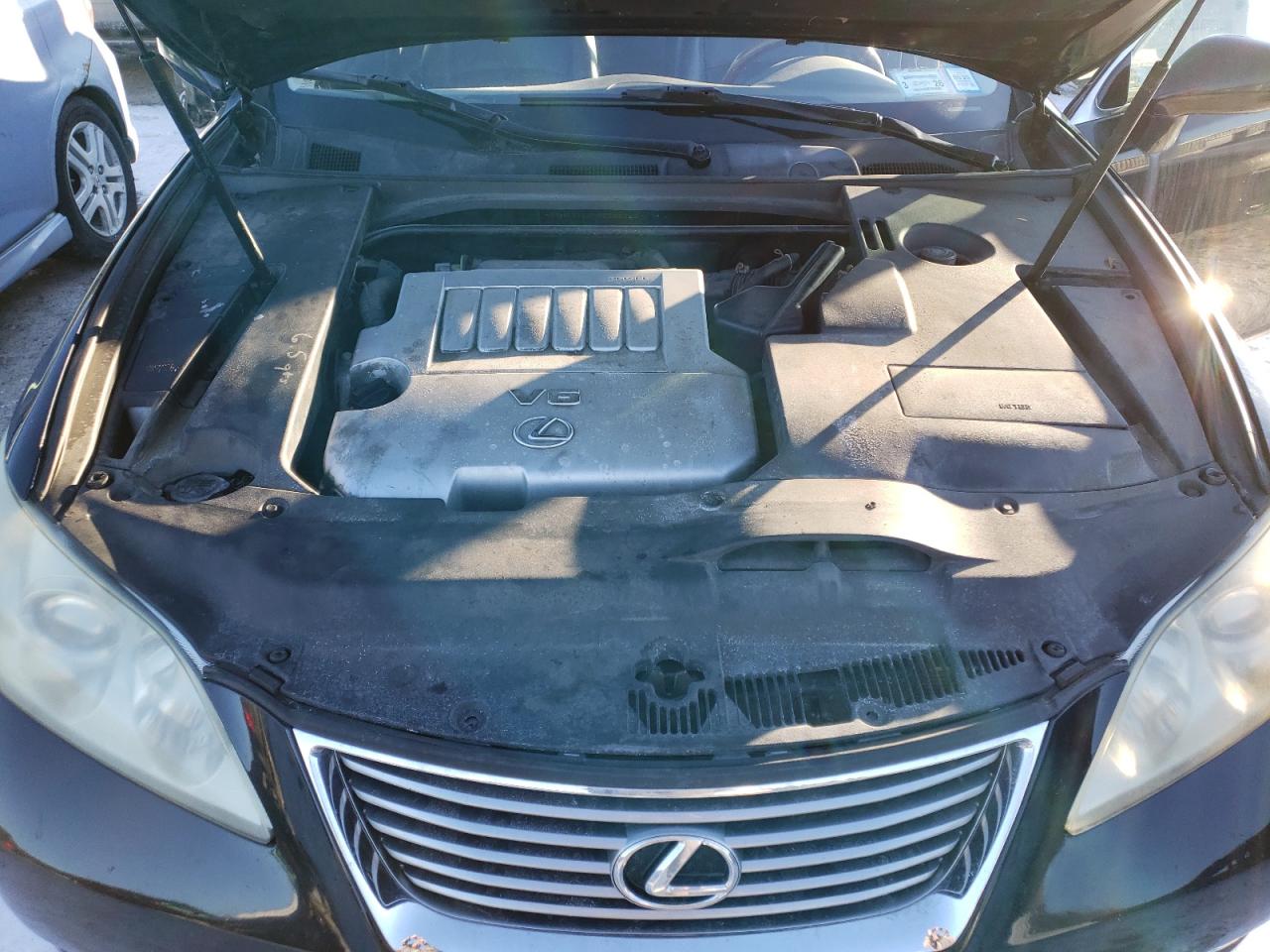 2009 Lexus ES - Image 11
