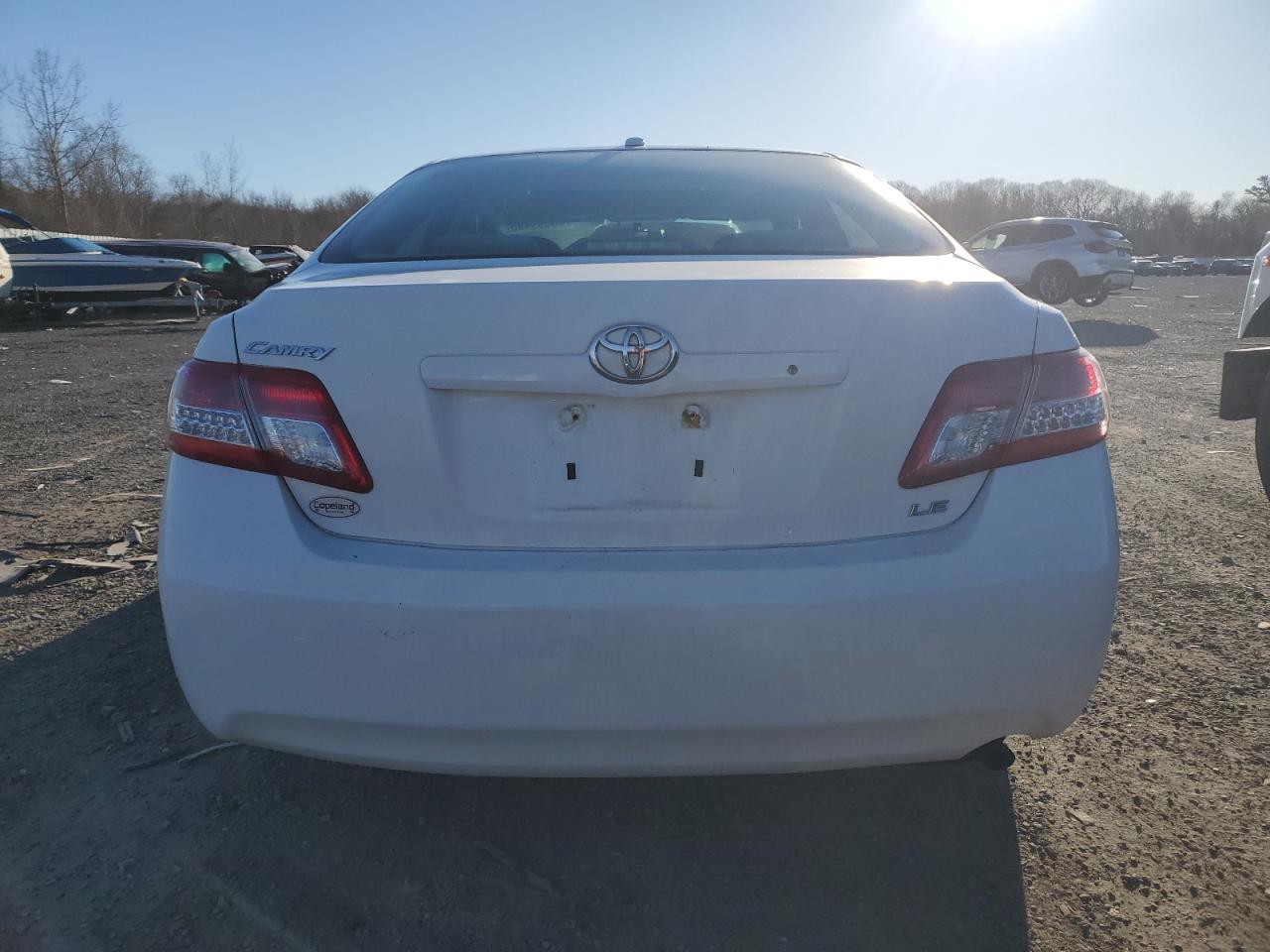 2011 Toyota Camry - Image 6