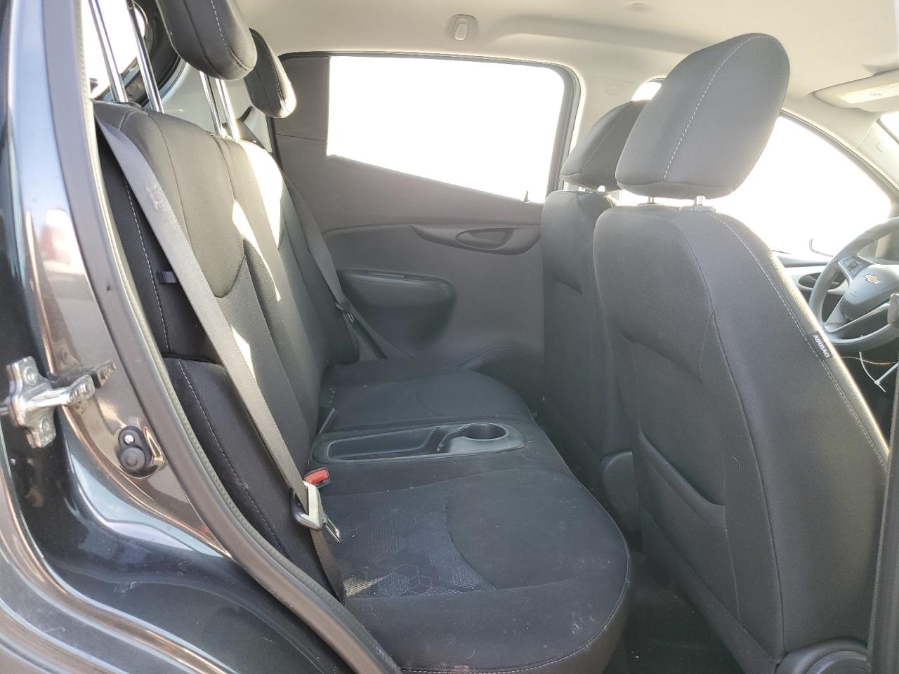 2018 Chevrolet Spark - Image 10
