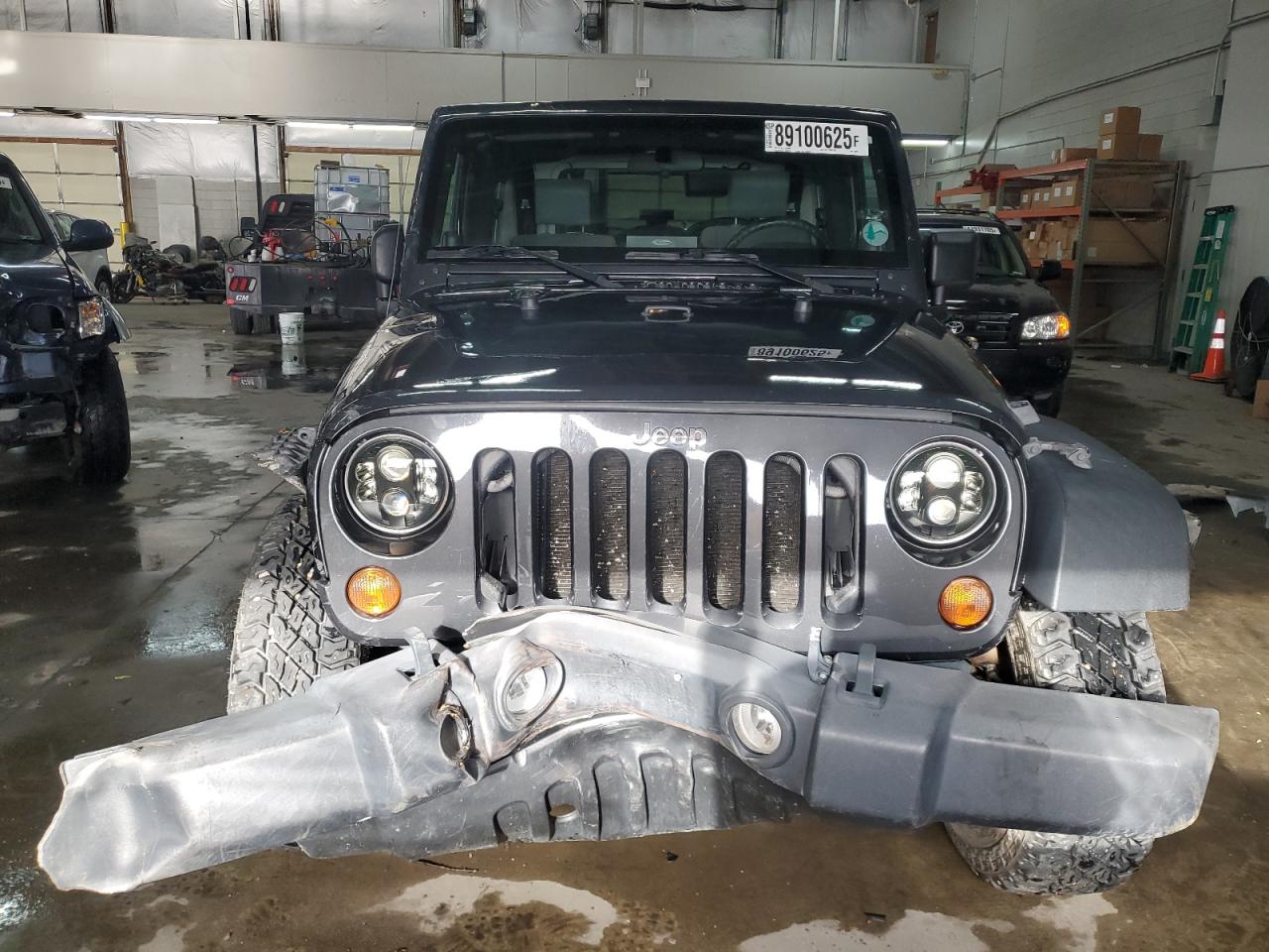 2010 Jeep Wrangler - Image 5