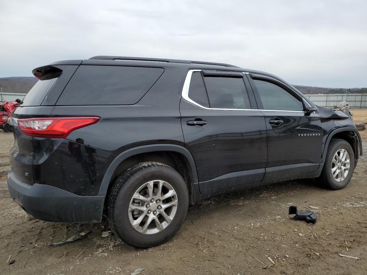 2019 Chevrolet Traverse - Image 3