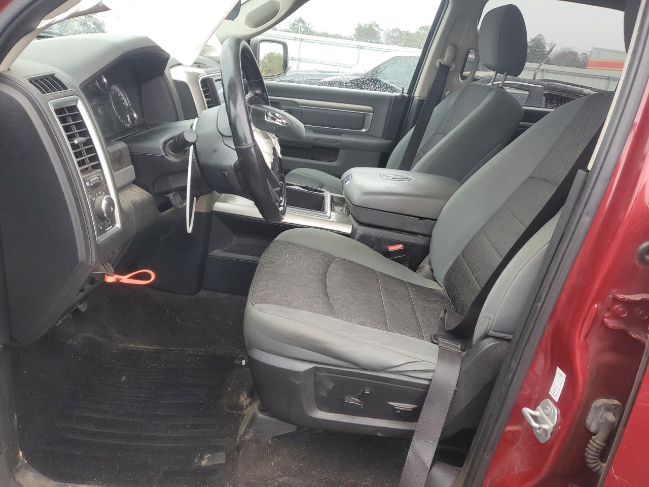 2014 RAM 1500 - Image 7