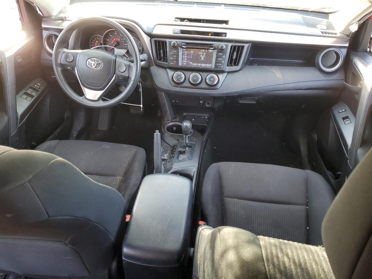 2016 Toyota RAV 4 - Image 8