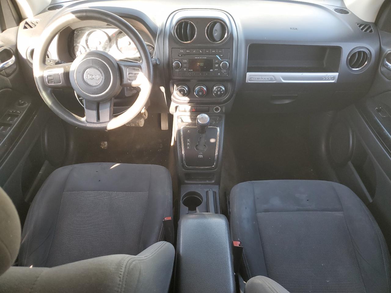 2016 Jeep Compass - Image 8