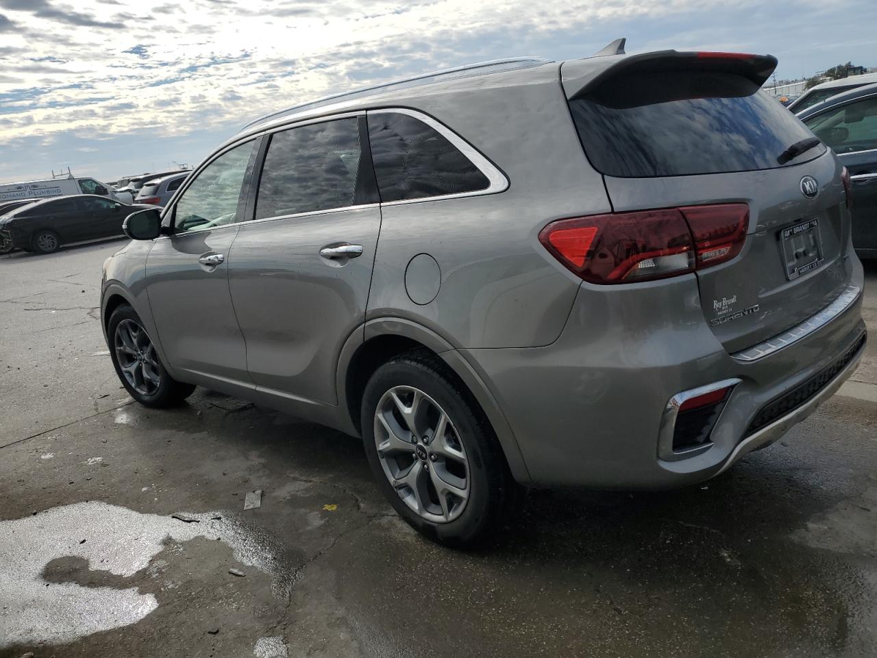 2019 Kia Sorento - Image 2
