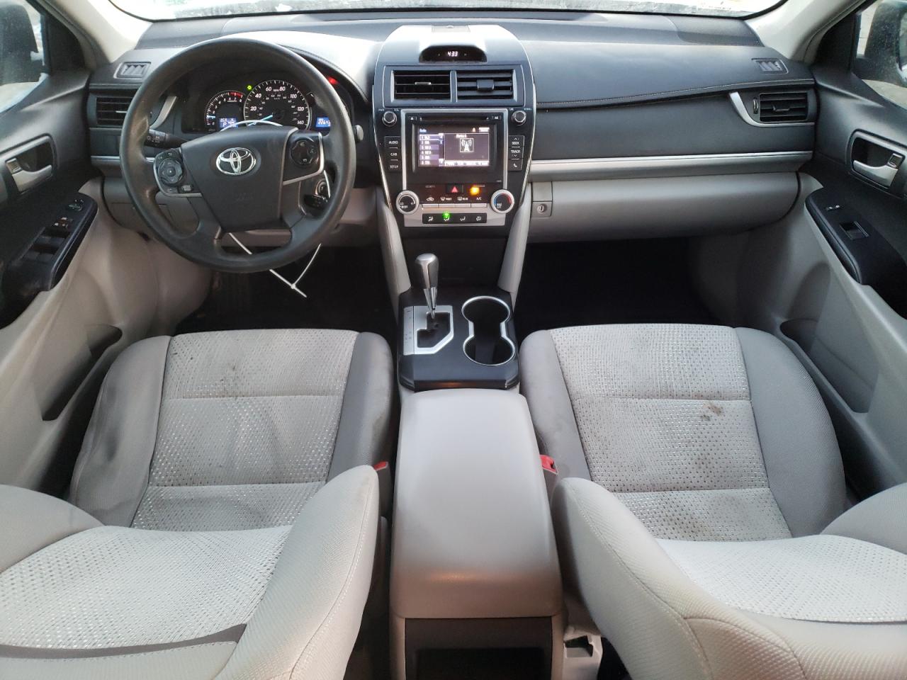 2014 Toyota Camry - Image 8