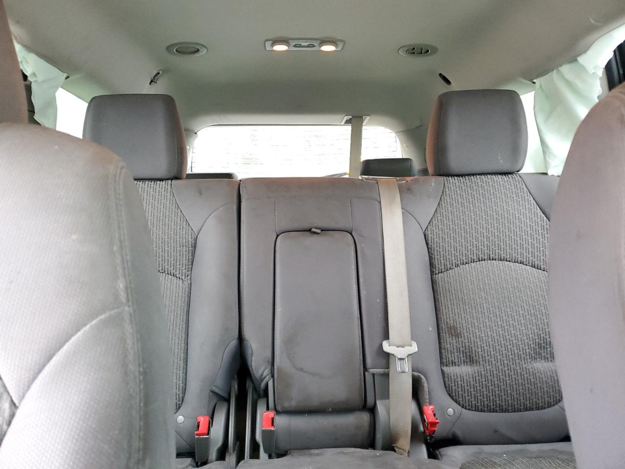 2011 Chevrolet Traverse - Image 10