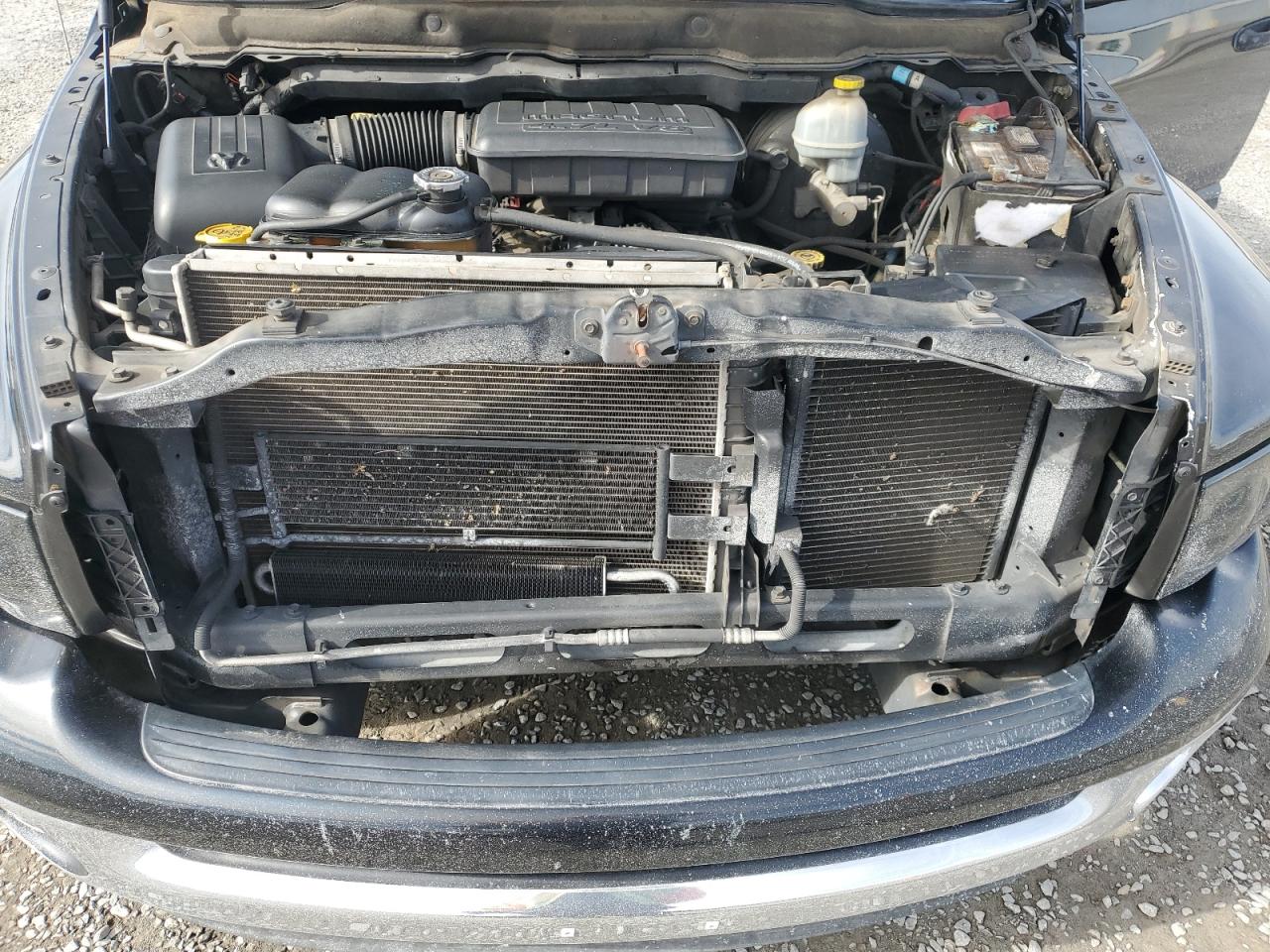 2002 Dodge RAM - Image 11