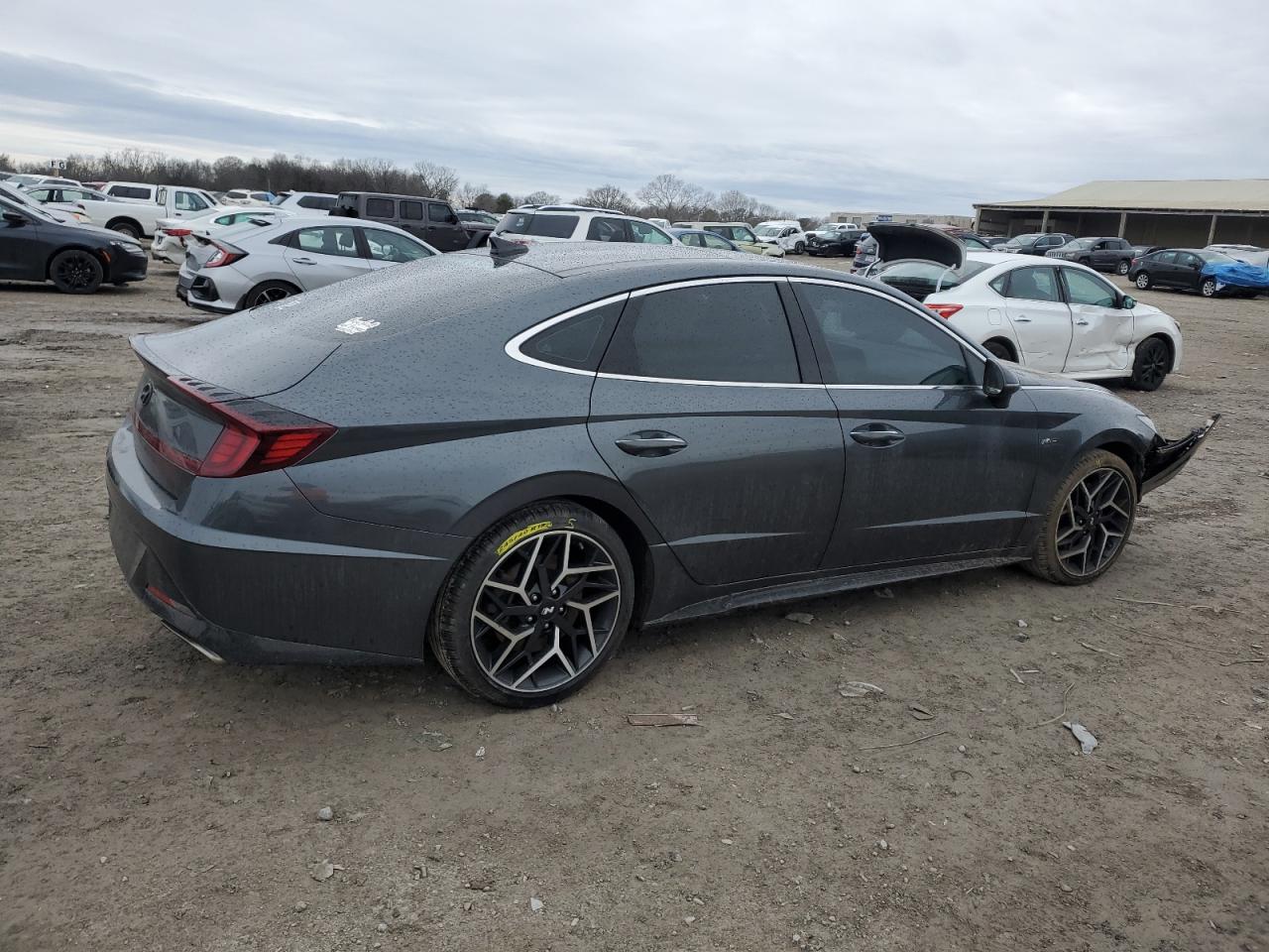 2022 Hyundai Sonata - Image 3