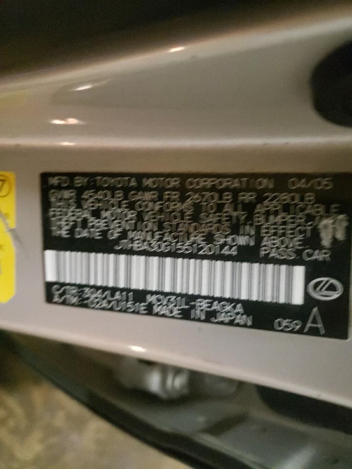 2005 Lexus ES - Image 12