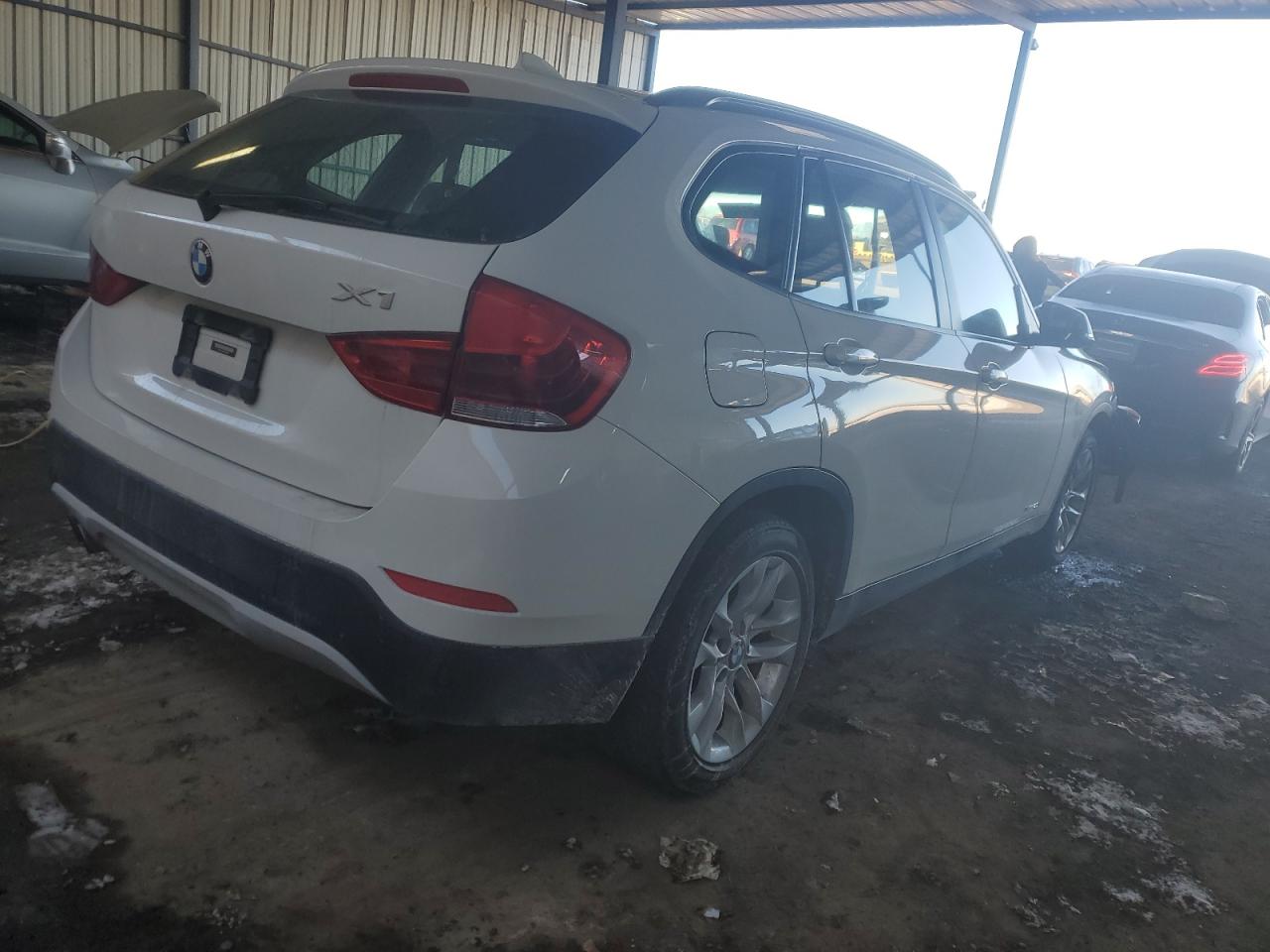 2015 BMW X1 - Image 3