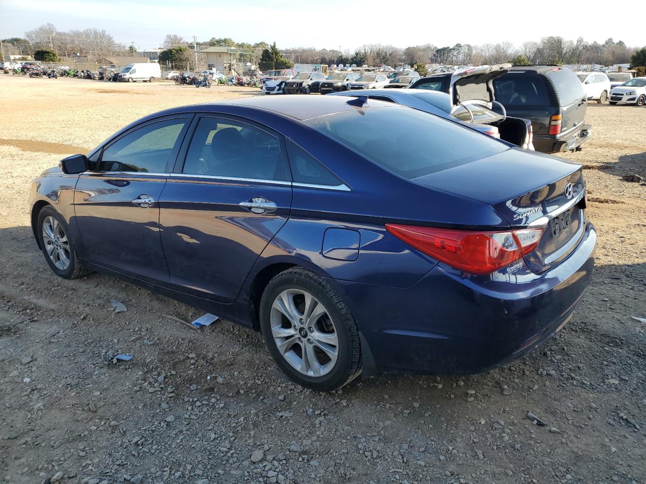 2013 Hyundai Sonata - Image 2
