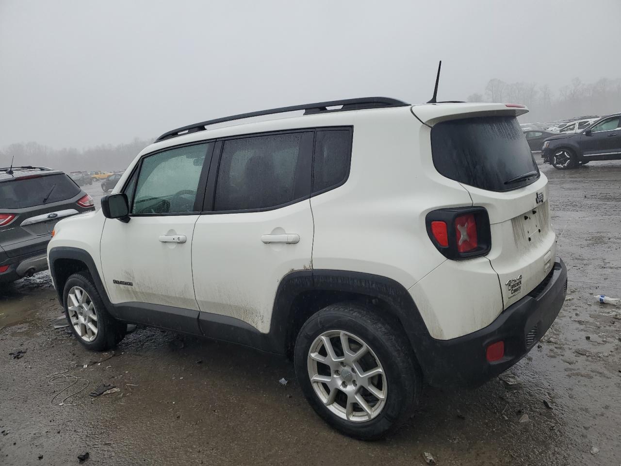 2019 Jeep Renegade - Image 2