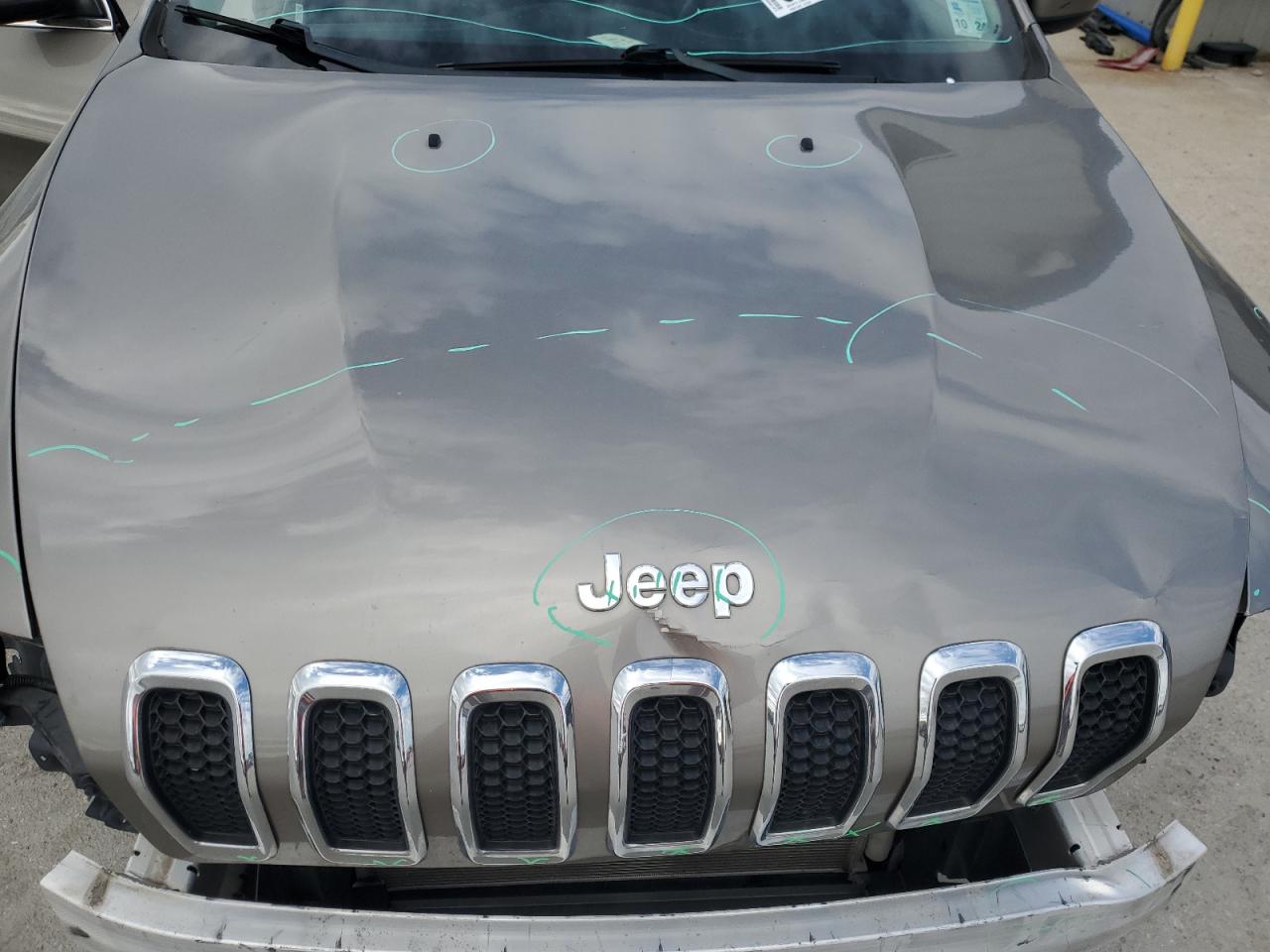 2018 Jeep Grand Cherokee - Image 11