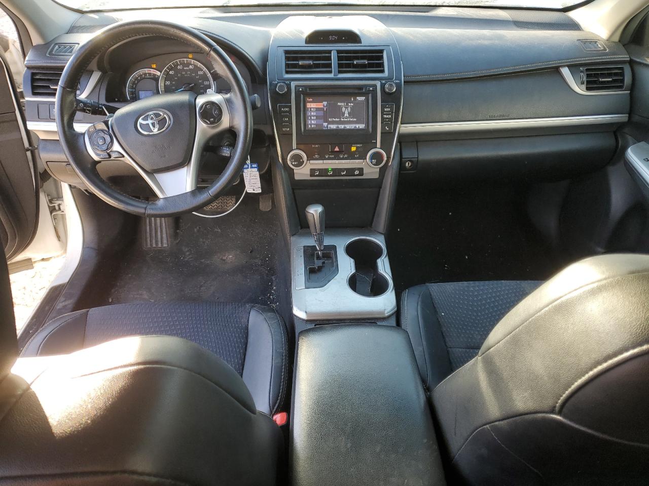 2014 Toyota Camry - Image 8