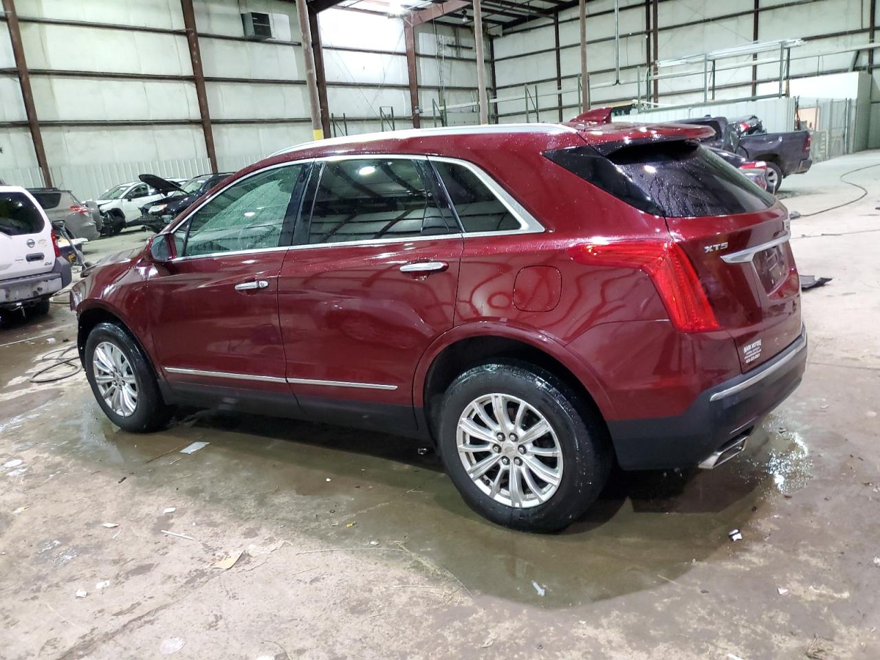 2018 Cadillac XT5 - Image 2