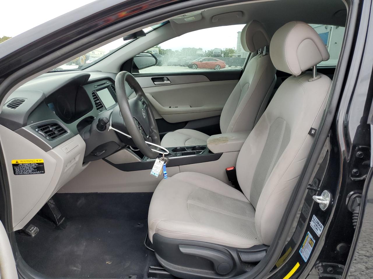 2016 Hyundai Sonata - Image 7