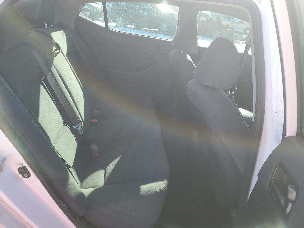 2015 Kia Optima - Image 10