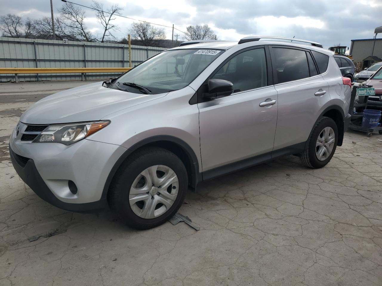 VIN JTMBFREV1FD158221 2015 TOYOTA RAV4 no.1