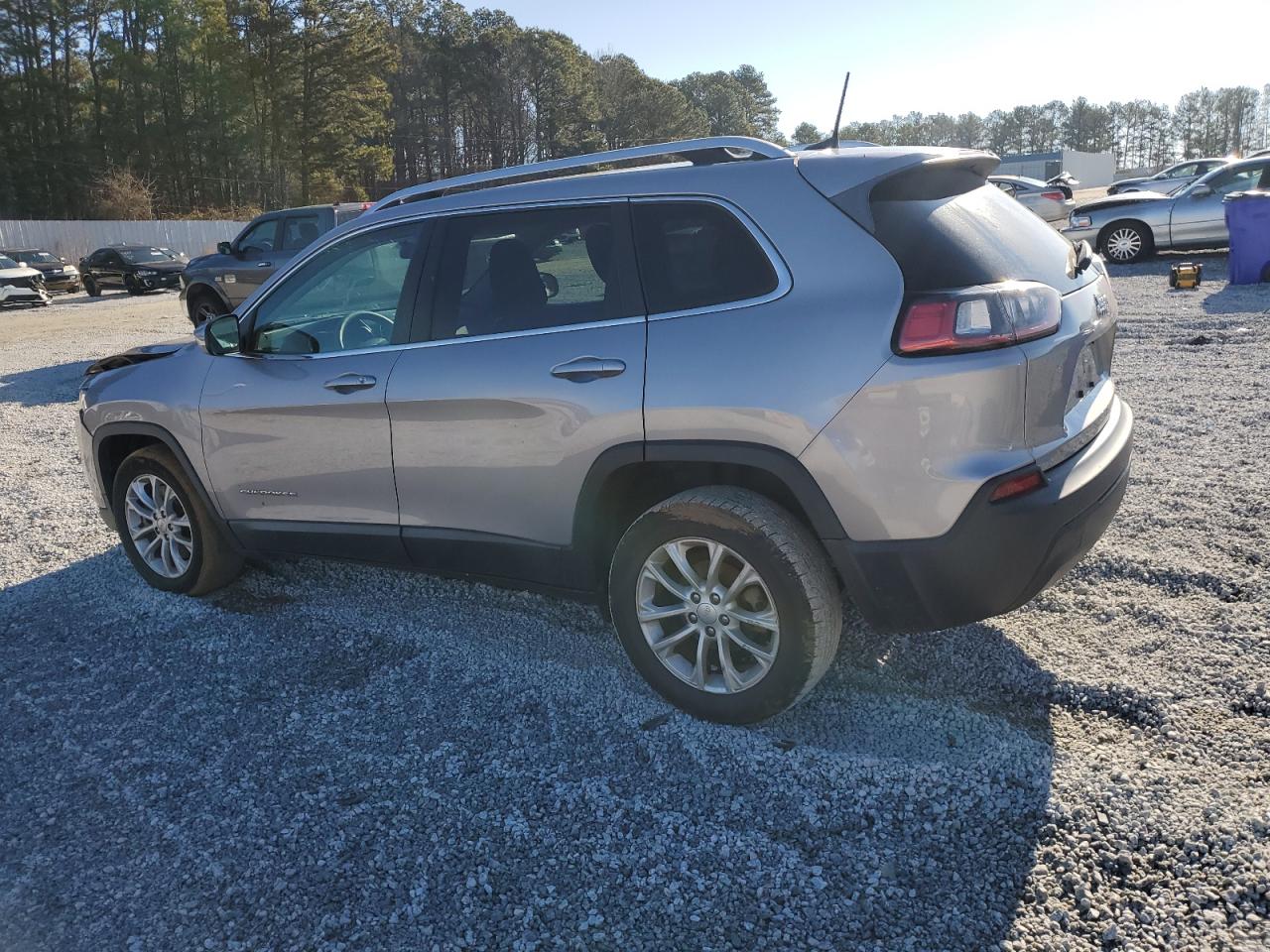 2019 Jeep Grand Cherokee - Image 2