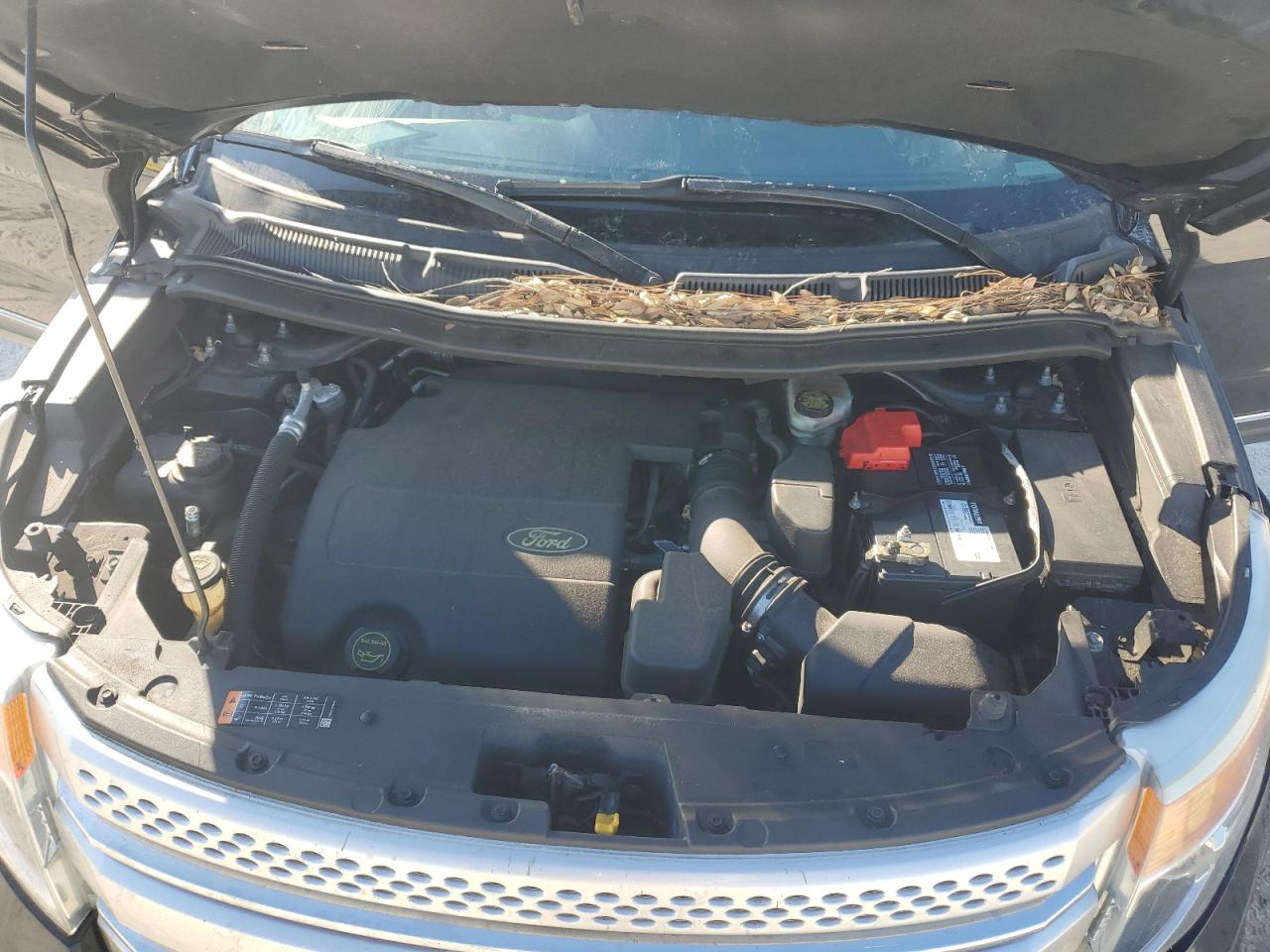 2015 Ford Explorer - Image 13