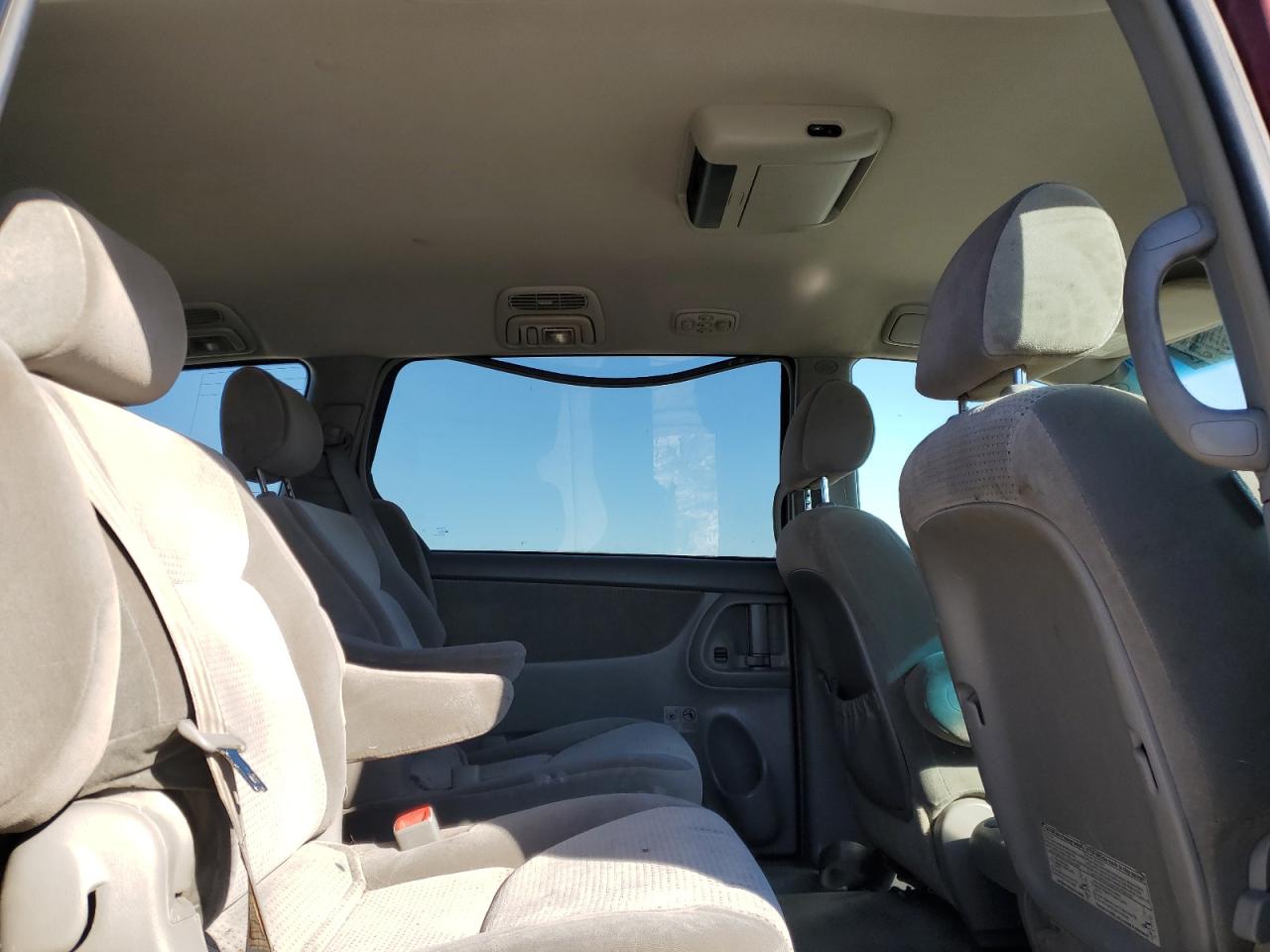 2008 Toyota Sienna - Image 12