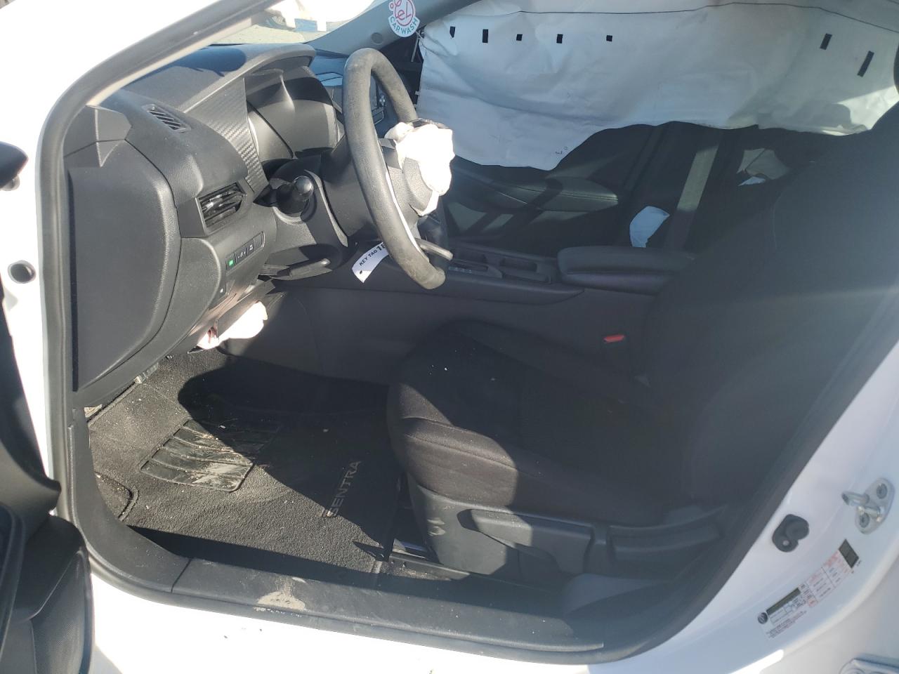 2021 Nissan Sentra - Image 7