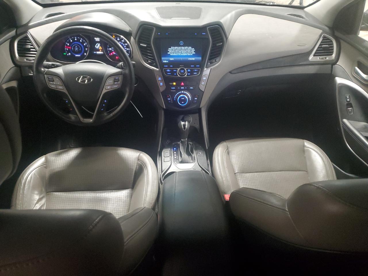 2013 Hyundai Santa Fe - Image 8