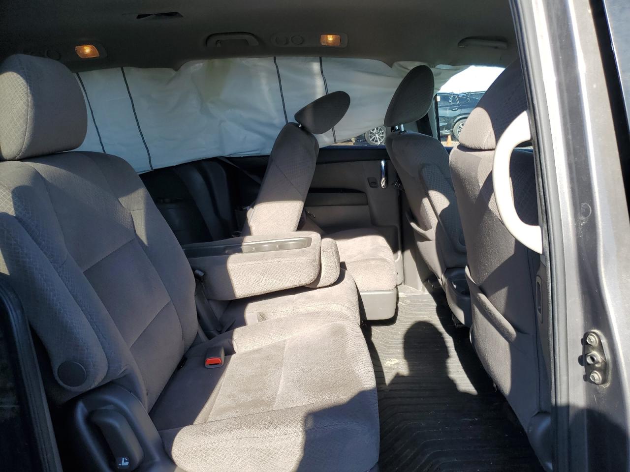 2015 Honda Odyssey - Image 12