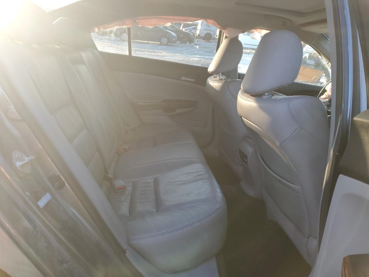 2011 Honda Accord - Image 10