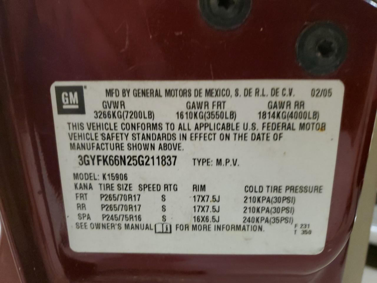 2005 Cadillac Escalade - Image 13