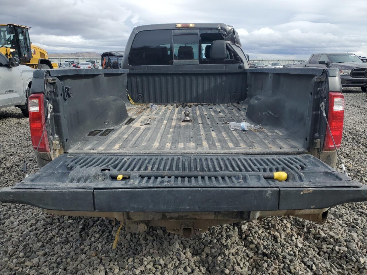 2016 Ford F350 - Image 10