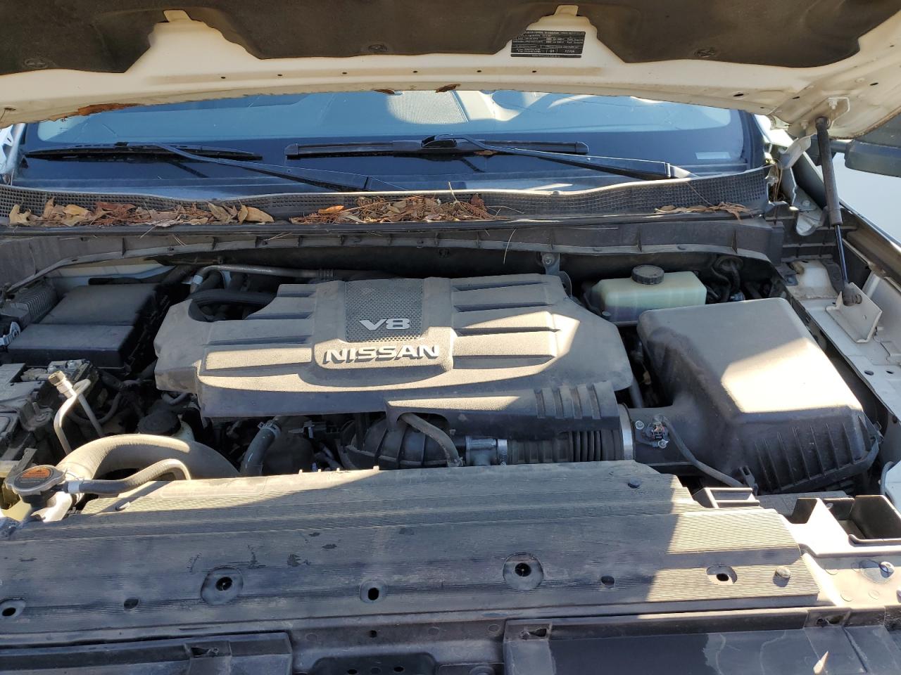 1N6AA1E53HN551028 NISSAN TITAN 2017