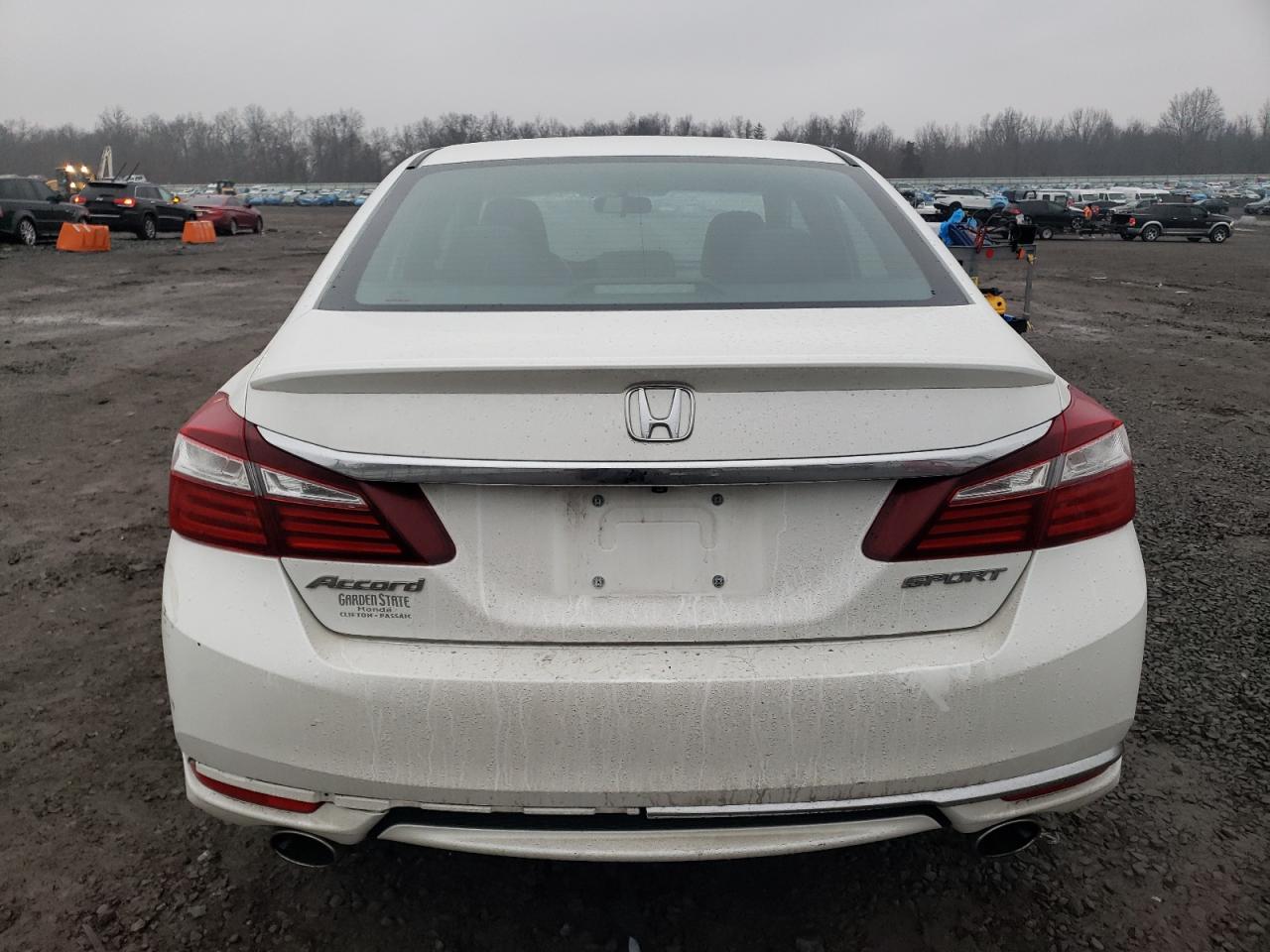 1HGCR2F55HA279177 HONDA ACCORD 2017
