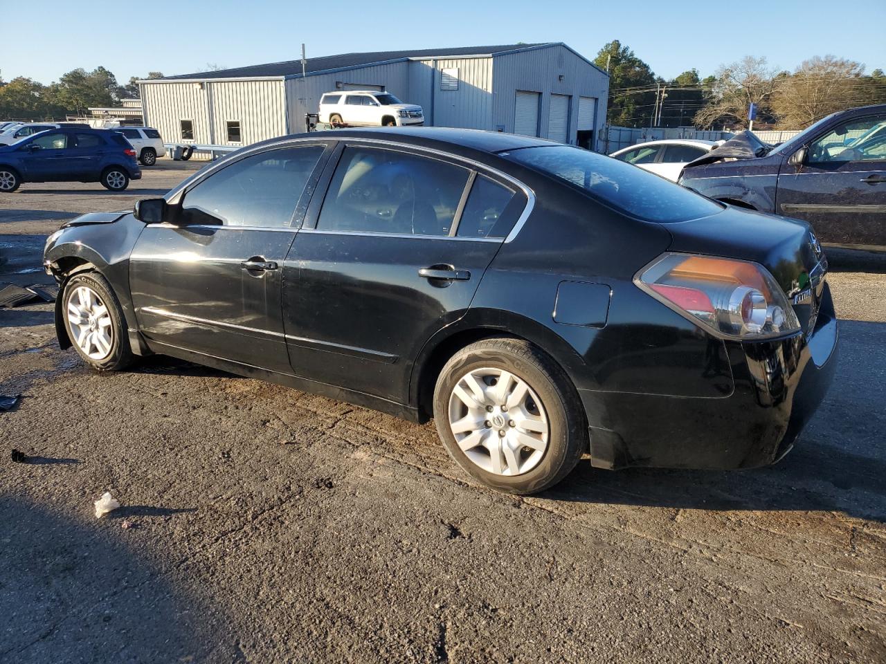 2012 Nissan Altima - Image 2