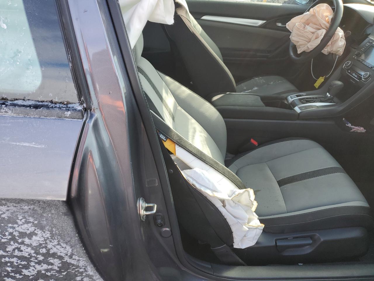 2016 Honda Civic - Image 10