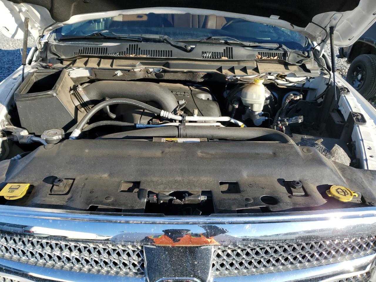 2015 RAM 1500 - Image 13