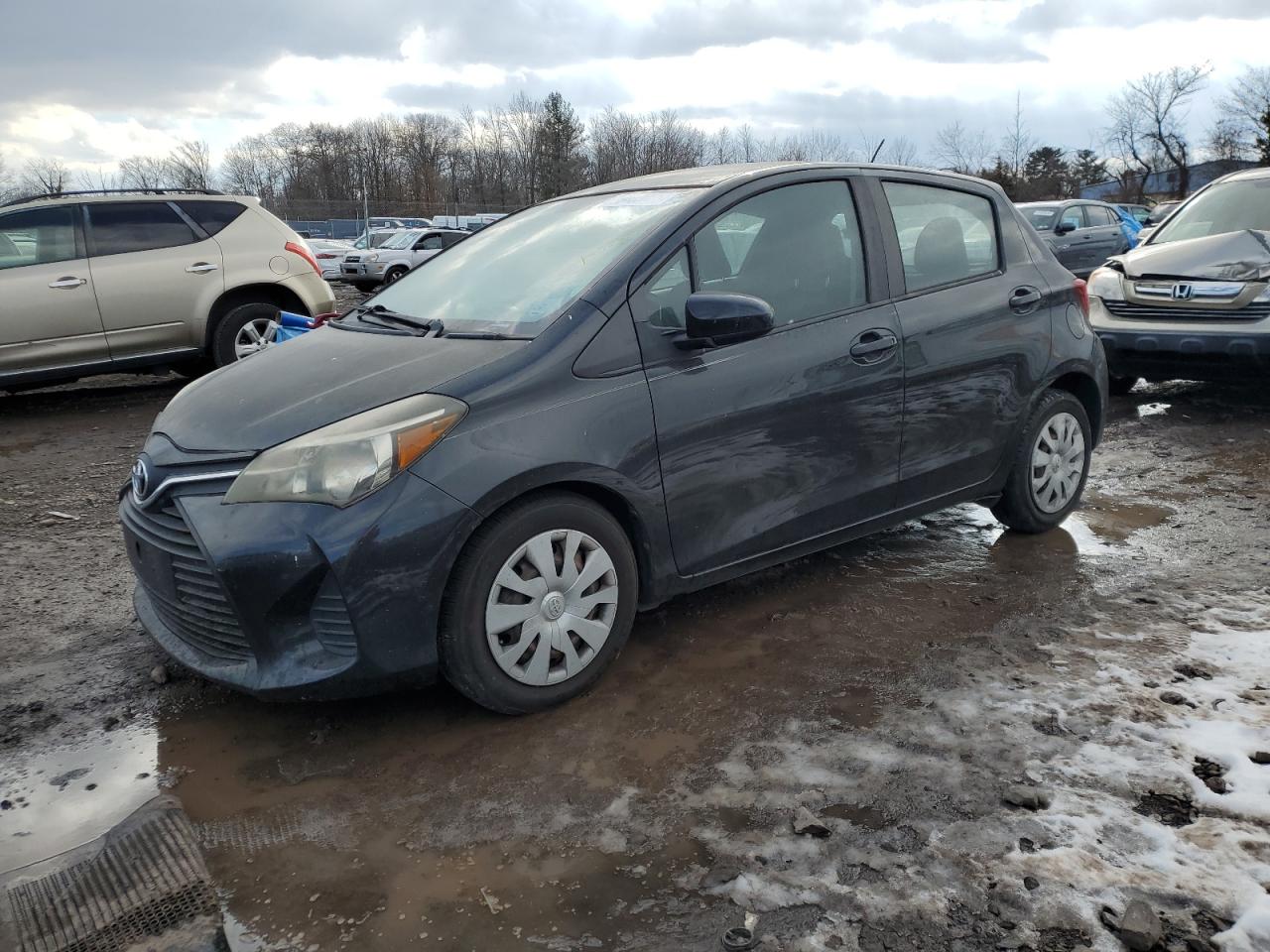 2015 Toyota Yaris - Image 1